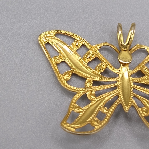 Butterfly Necklace Pendant Vtg Filigree Rhinestone - Picture 7 of 10